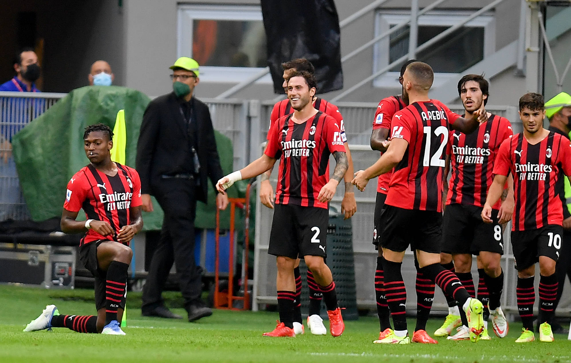 热身赛：U18国青2-1申花U21，魏祥鑫、朱信宇建功（U18国青热身赛2-1击败申花U21，魏祥鑫、朱信宇相继破门）