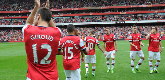 罗齐尔曾请网红看自己打球 皮二爷已关注！（罗齐尔曾邀网红现场看球，皮二爷已关注）