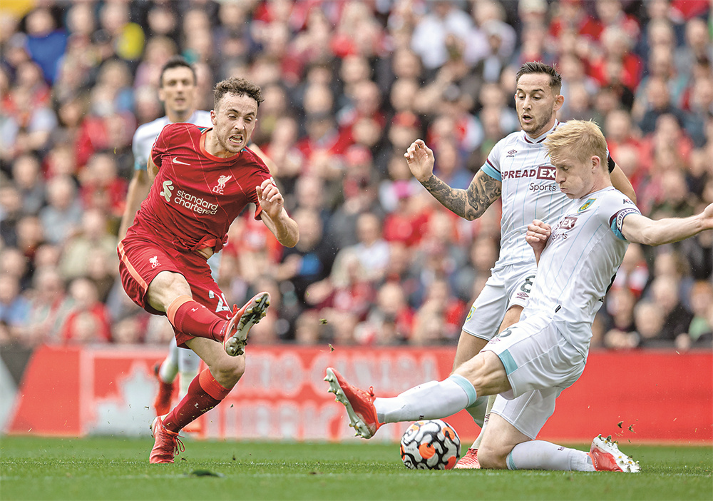 迪马：斯卡尔维尼右内收肌拉伤，将继续因伤缺阵