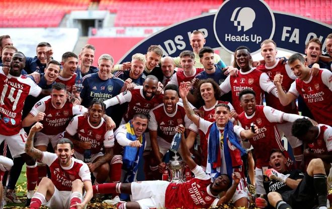 天空体育：富勒姆向主帅马尔科·席尔瓦开出3年续约合同（天空体育：富勒姆已向主帅马尔科·席尔瓦提供三年续约合同）