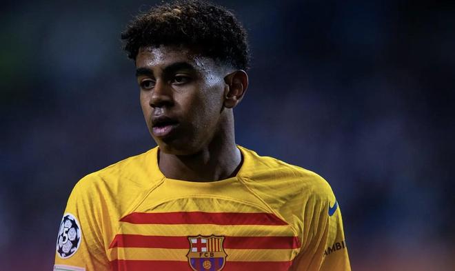 皮萨罗：罗马首要目标是欧冠资格，但再买几个人他们能争冠（皮萨罗：罗马当务之急是锁定欧冠席位，再补强几人就能冲冠）