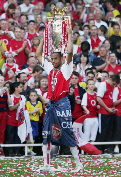 足球报：新鹏城下赛季目标是保级的基础上前进几名（足球报：新鹏城下赛季力争在保级基础上再提升排名）