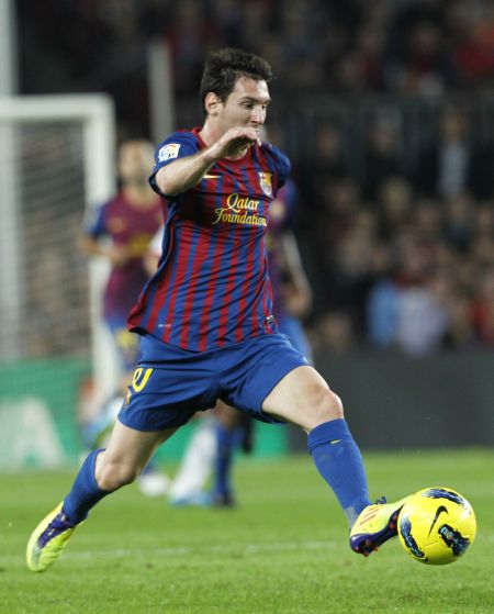 会师美职联决赛，梅西过往面对穆勒3胜7负处于下风（美职联决赛相遇：梅西过往对穆勒3胜7负，战绩处于劣势）