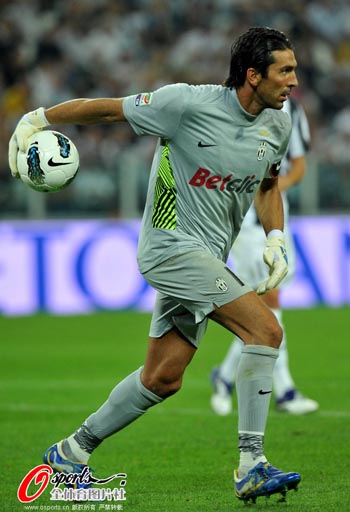 斯皮纳塞：圣西罗首秀是所有孩子的梦想；我的特点更像图拉姆（斯皮纳塞：能在圣西罗完成处子秀是每个孩子的憧憬；我的风格更接近图拉姆）