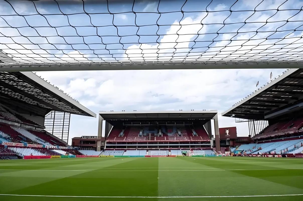 本赛季苏超最佳阵容：冠军泰州队1人入选，亚军南通队3人在列（苏超本赛季最佳阵容出炉：冠军泰州仅1人上榜，亚军南通3将入选）