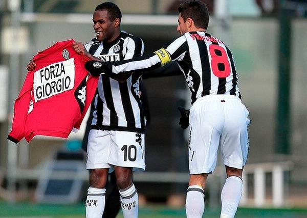 阿根廷大名单：梅西领衔，劳塔罗、小蜘蛛、恩佐、麦卡在列（阿根廷公布大名单：梅西领衔，劳塔罗、阿尔瓦雷斯、恩佐与麦卡入选）