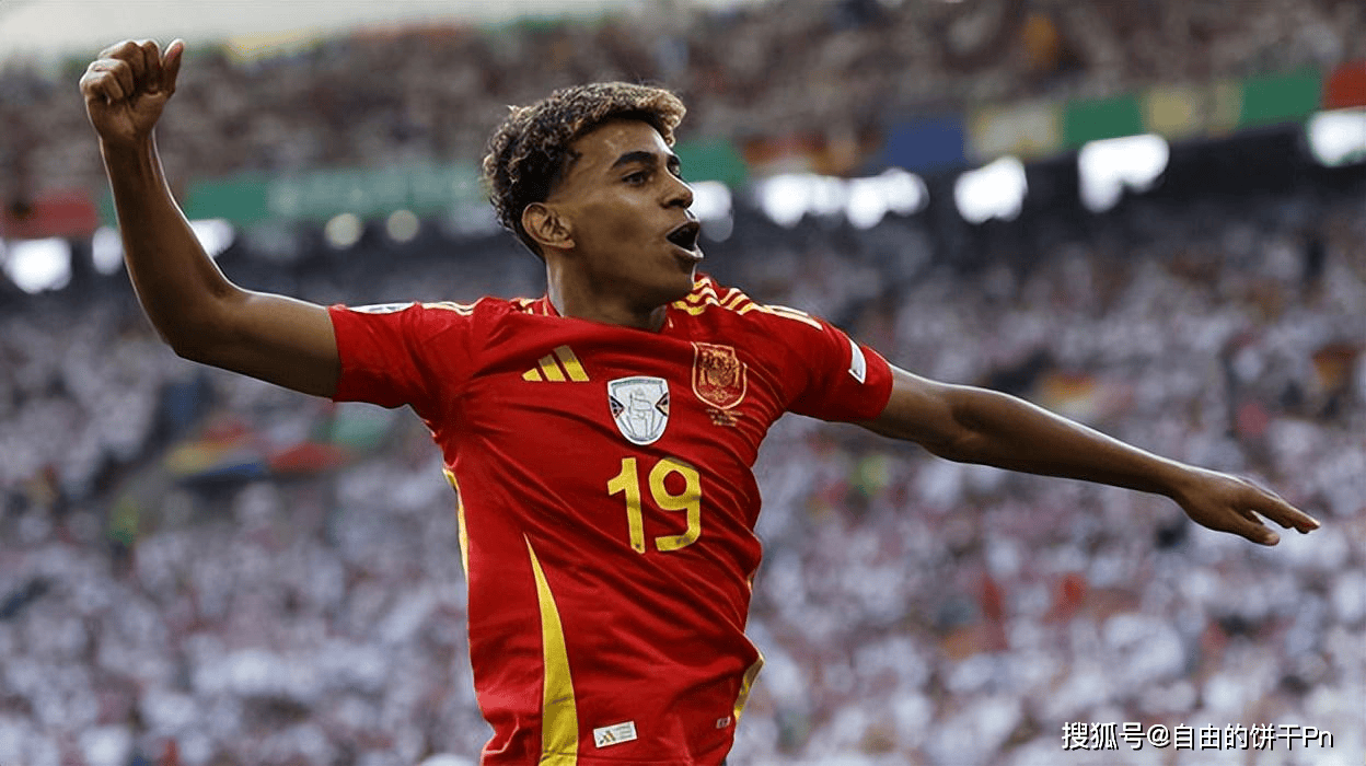 战三镇替补出场，依木兰完成山东泰山一线队首秀