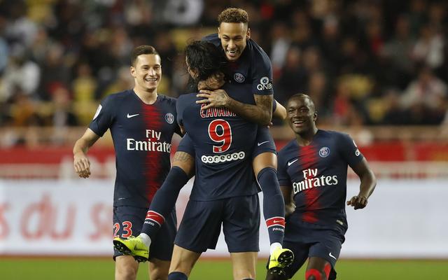 杜兰特关键投篮稳定输出（杜兰特关键时刻投篮稳健发挥）